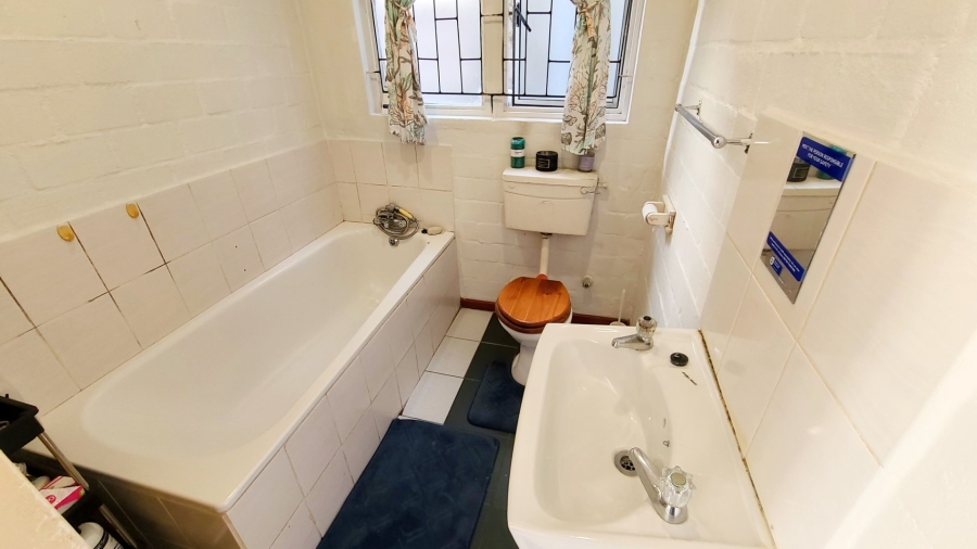 To Let 2 Bedroom Property for Rent in Silversands Western Cape